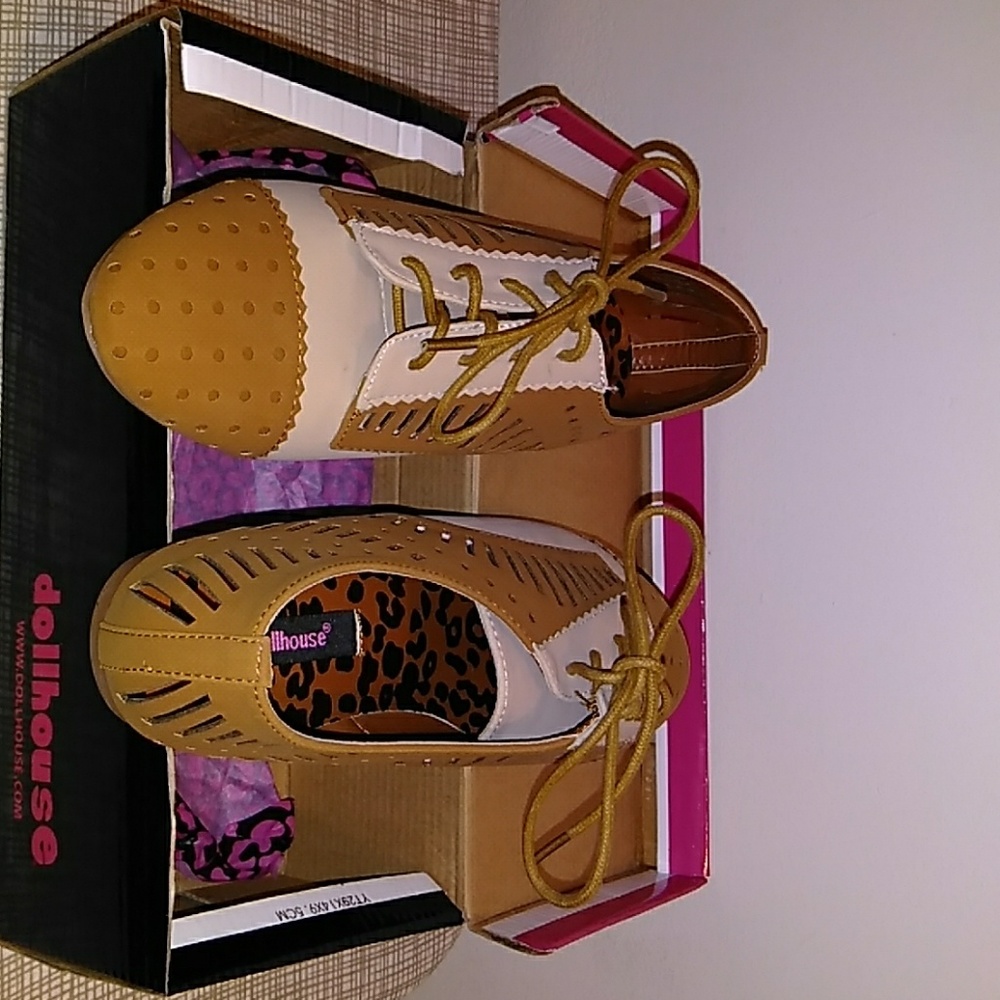 Casual Shoes